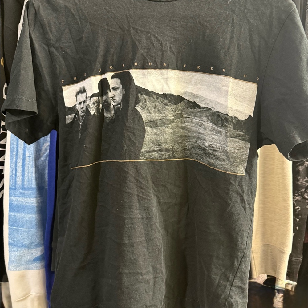 2017 U2 THE JOSHUA TREE BLACK CONCERT T SHIRT SIZE SMALL EDUN LIVE